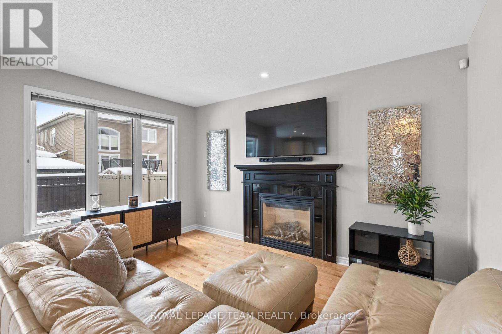 801 Bowercrest Crescent N, Ottawa, Ontario  K1V 2K3 - Photo 10 - X12639846