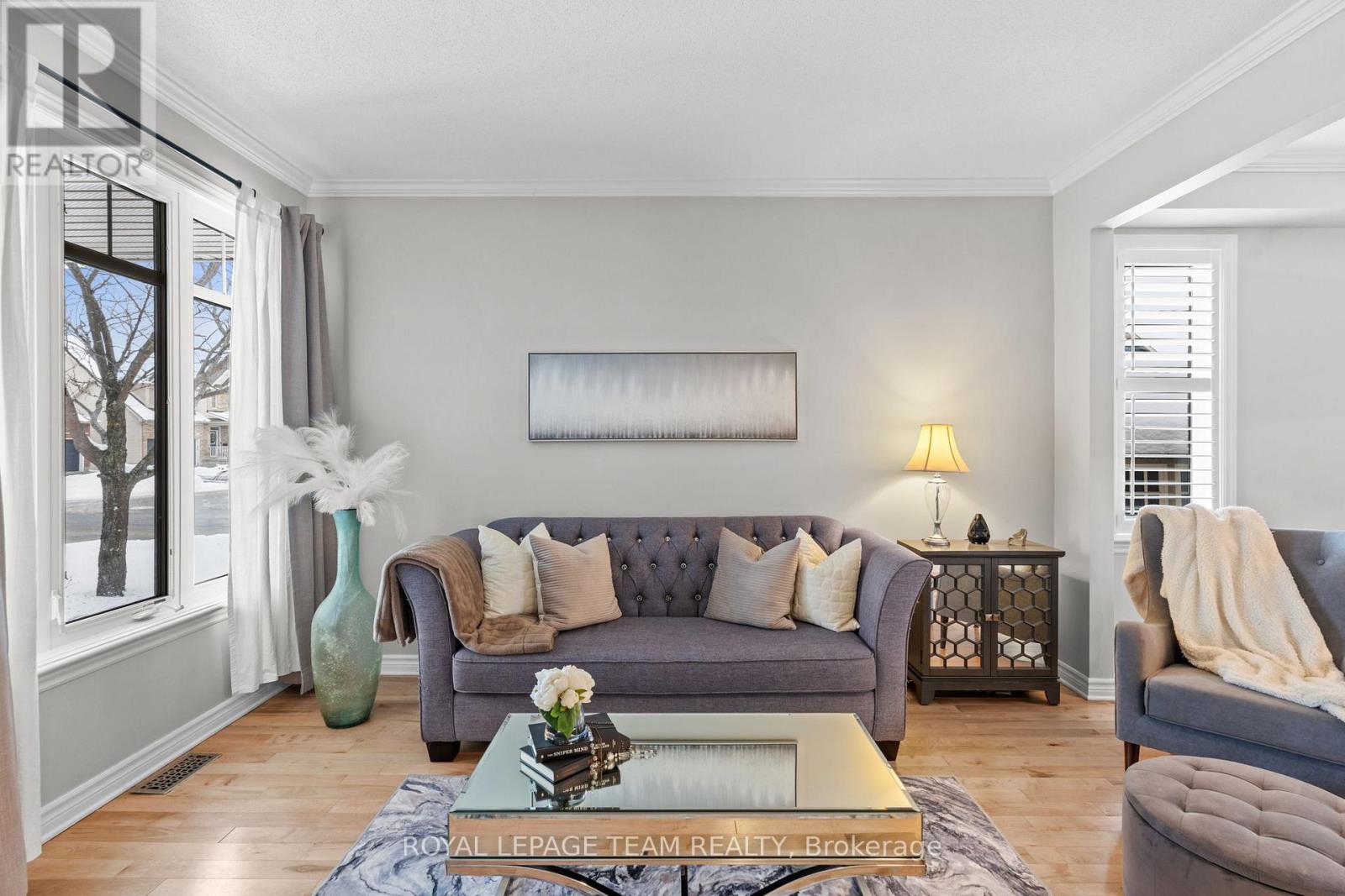 801 Bowercrest Crescent N, Ottawa, Ontario  K1V 2K3 - Photo 6 - X12639846