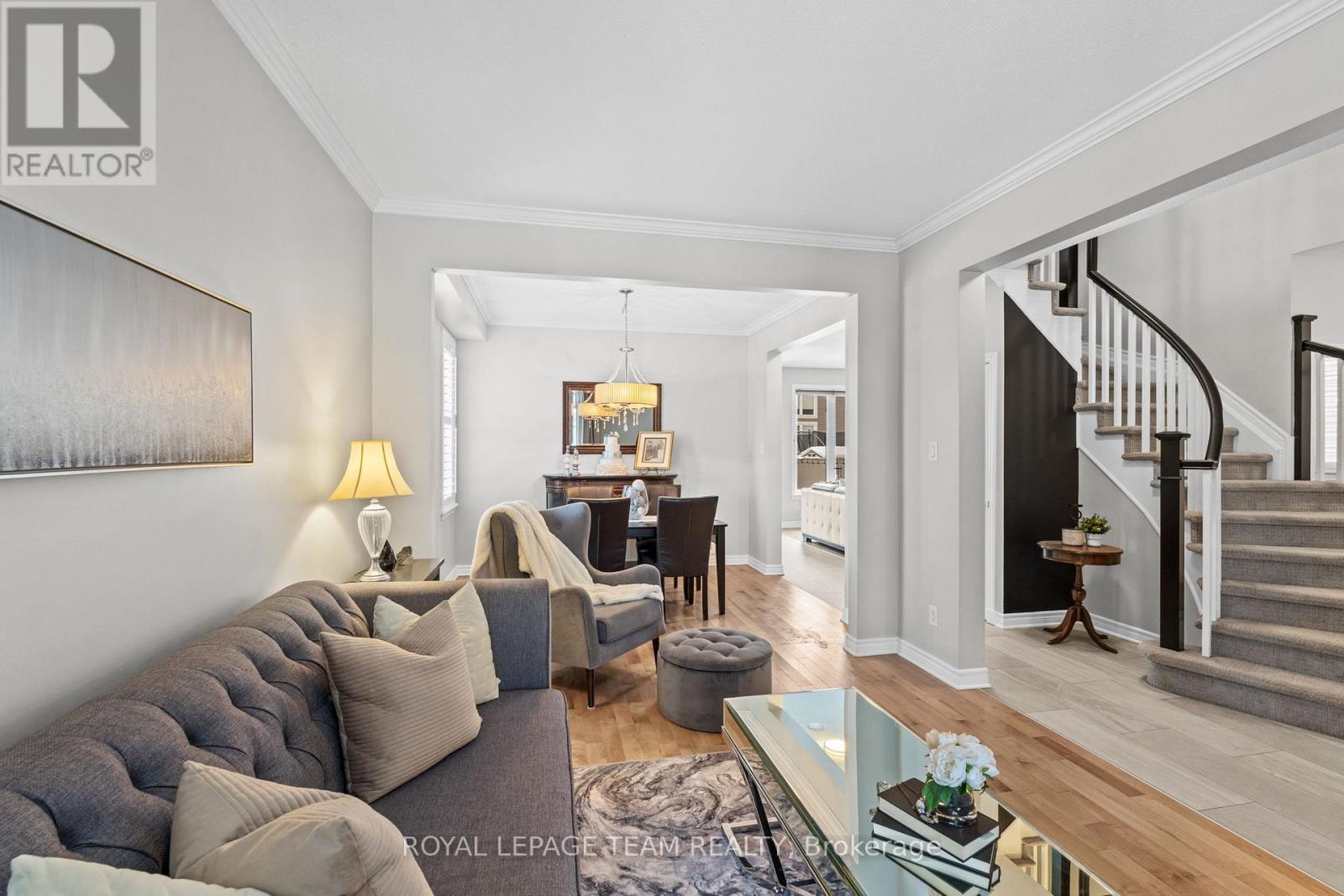 801 Bowercrest Crescent N, Ottawa, Ontario  K1V 2K3 - Photo 7 - X12639846