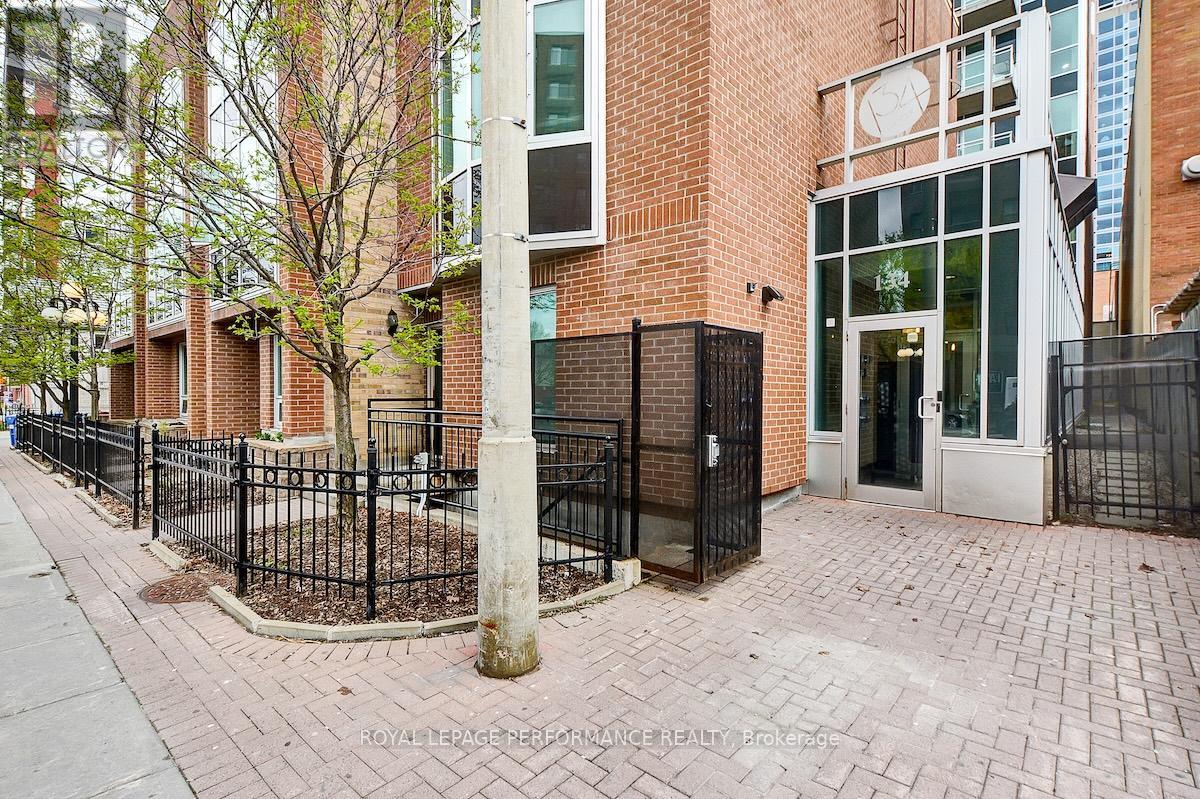 103 - 134 York Street, Ottawa, Ontario K1N 1K8 - Photo 2 - X12639868