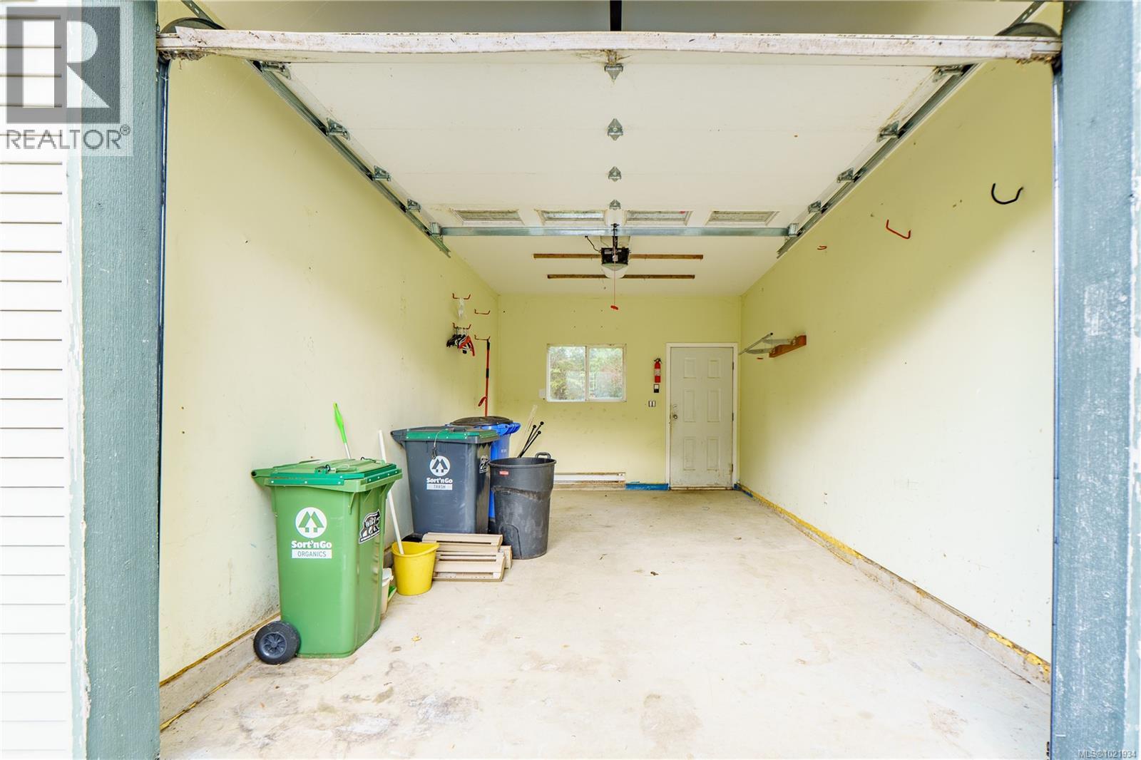 809 Ocean Park Dr, Tofino, British Columbia  V0R 2Z0 - Photo 34 - 1021934