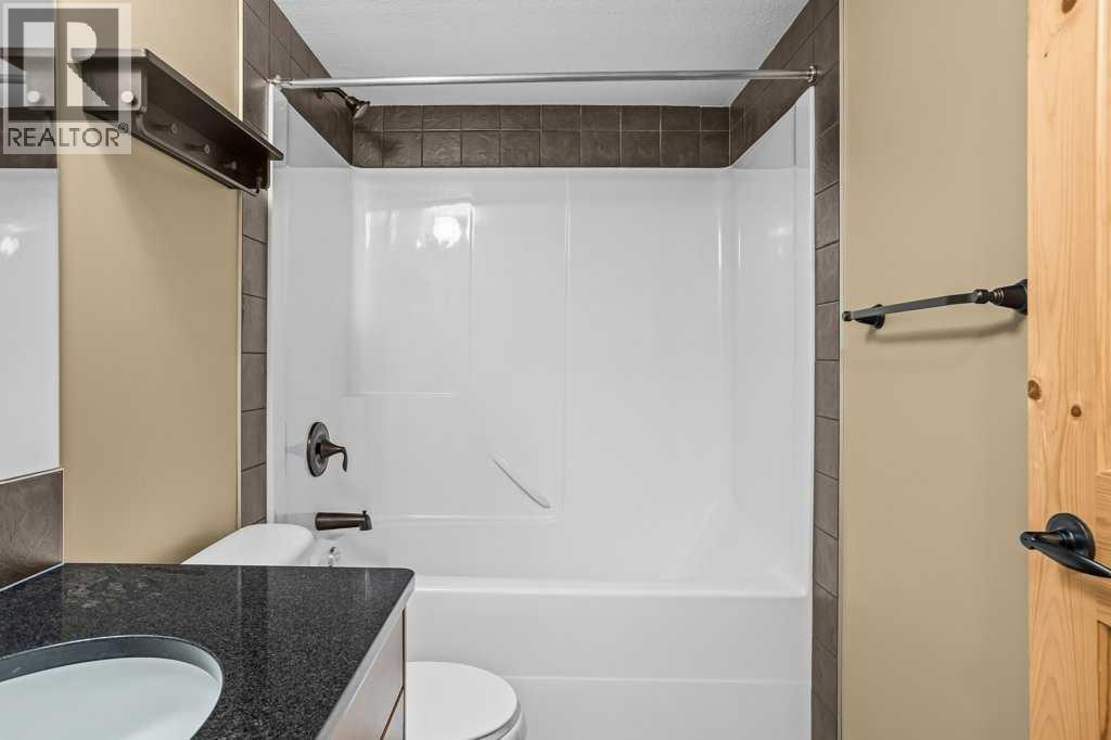 323, 300 Palliser Lane, Canmore, Alberta  T1W 0H5 - Photo 32 - A2270975