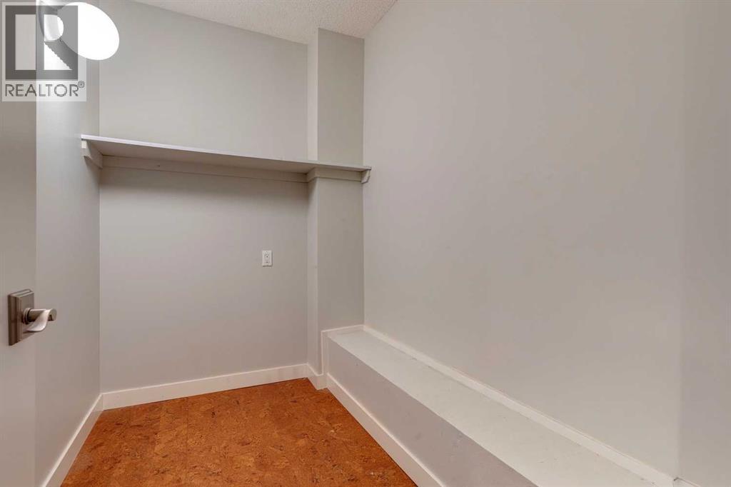 2d, 215 2 Street Ne, Calgary, Alberta  T2E 2W8 - Photo 40 - A2271565