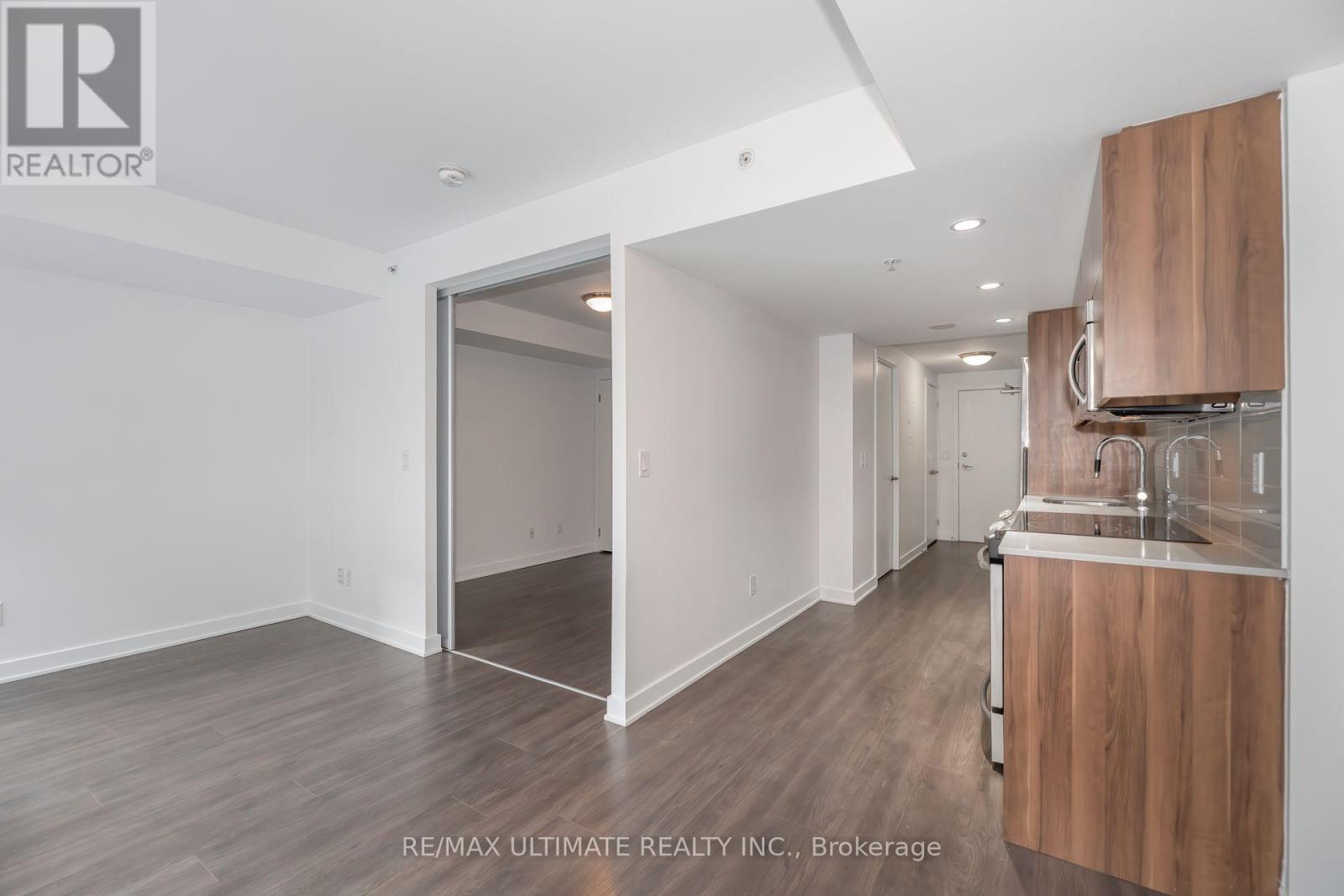 204 - 32 Camden Street, Toronto, Ontario  M5V 1V1 - Photo 17 - C12639844