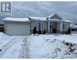 54 CHAD STREET, Petawawa, Ontario