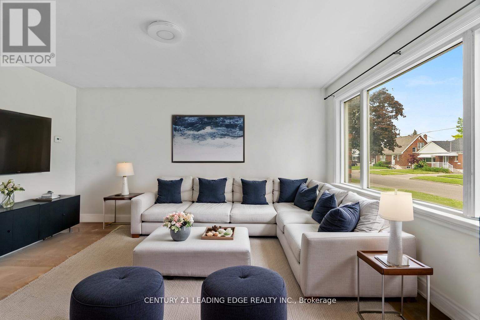 96 Oakes Avenue, Oshawa, Ontario  L1G 6C6 - Photo 10 - E12639862