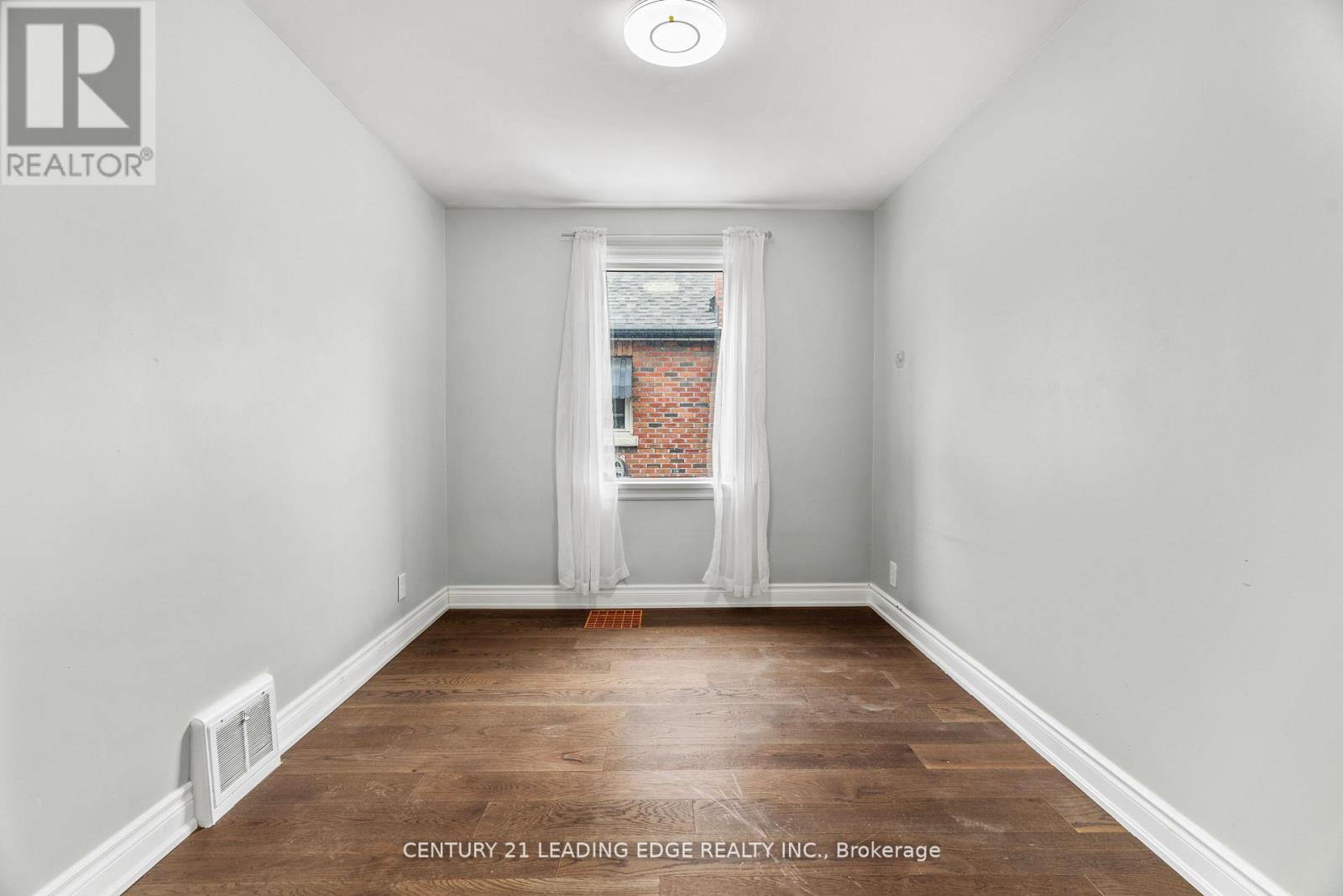 96 Oakes Avenue, Oshawa, Ontario  L1G 6C6 - Photo 18 - E12639862