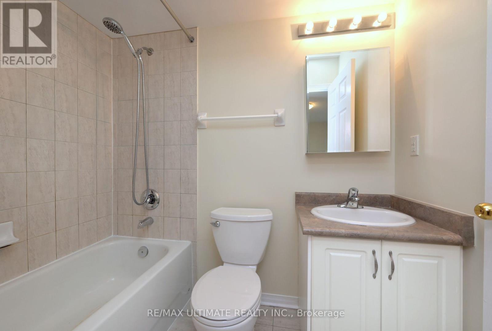 130 - 60 Broadview Avenue, Toronto, Ontario  M4M 3G8 - Photo 16 - E12639874