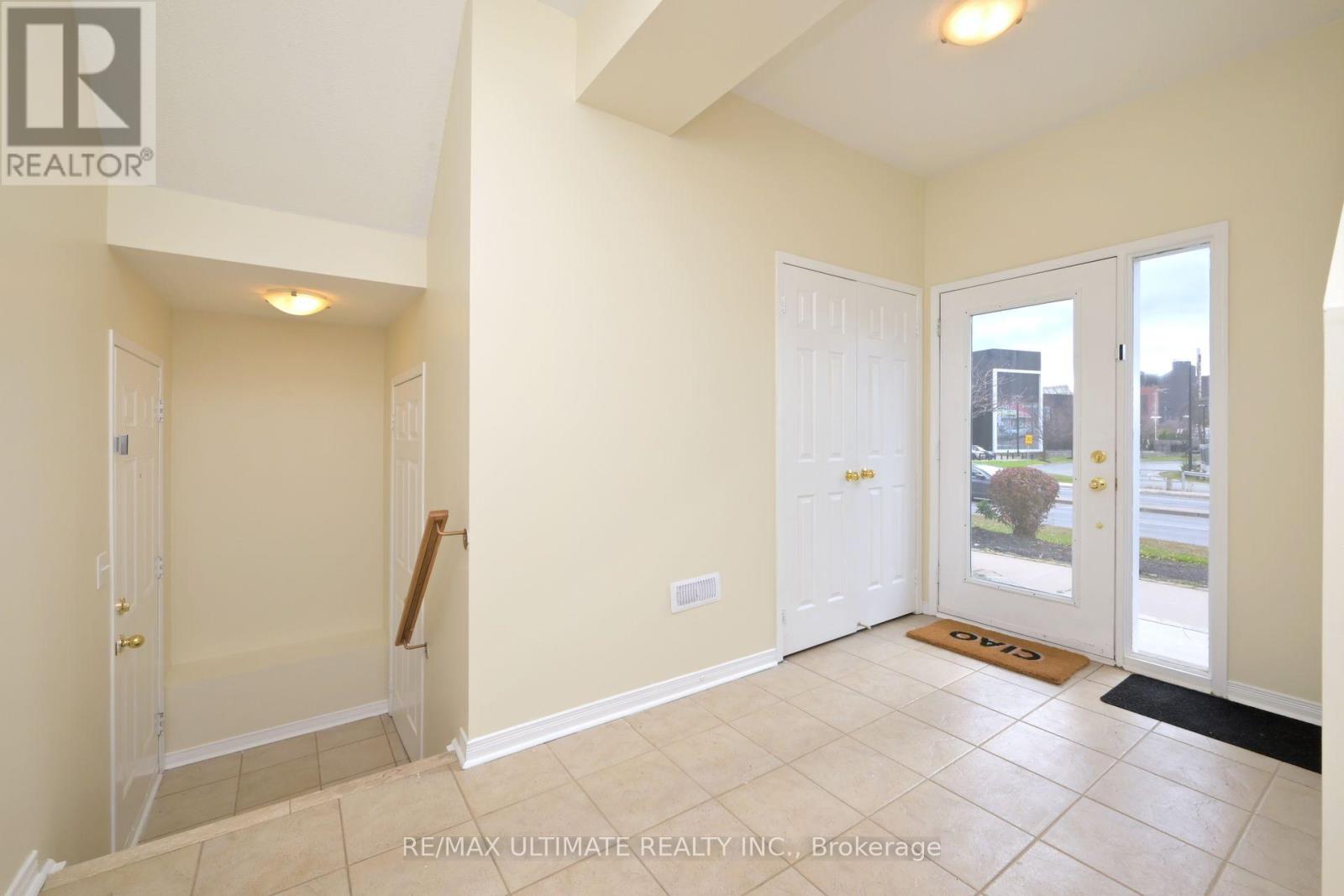 130 - 60 Broadview Avenue, Toronto, Ontario  M4M 3G8 - Photo 2 - E12639874