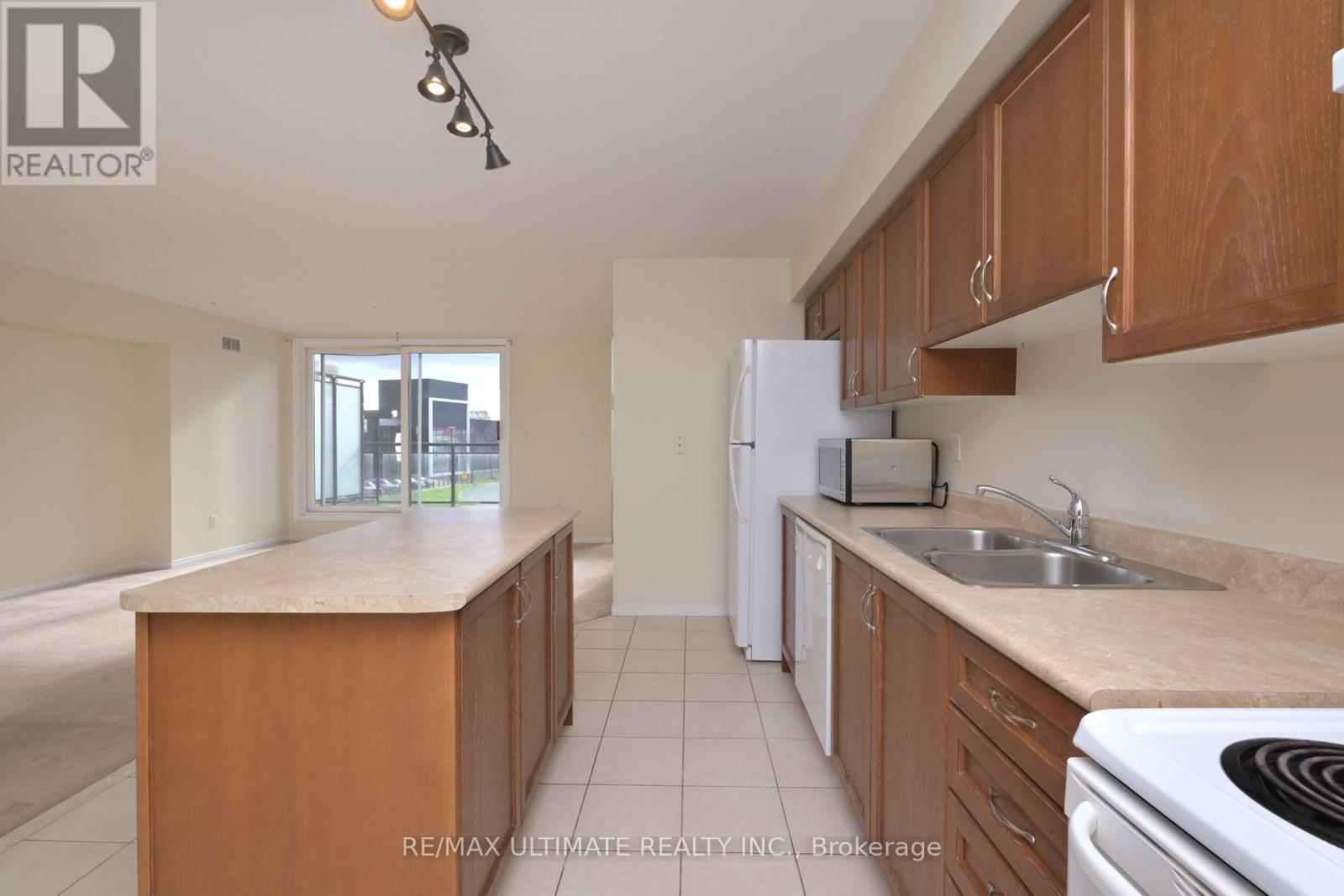 130 - 60 Broadview Avenue, Toronto, Ontario  M4M 3G8 - Photo 6 - E12639874