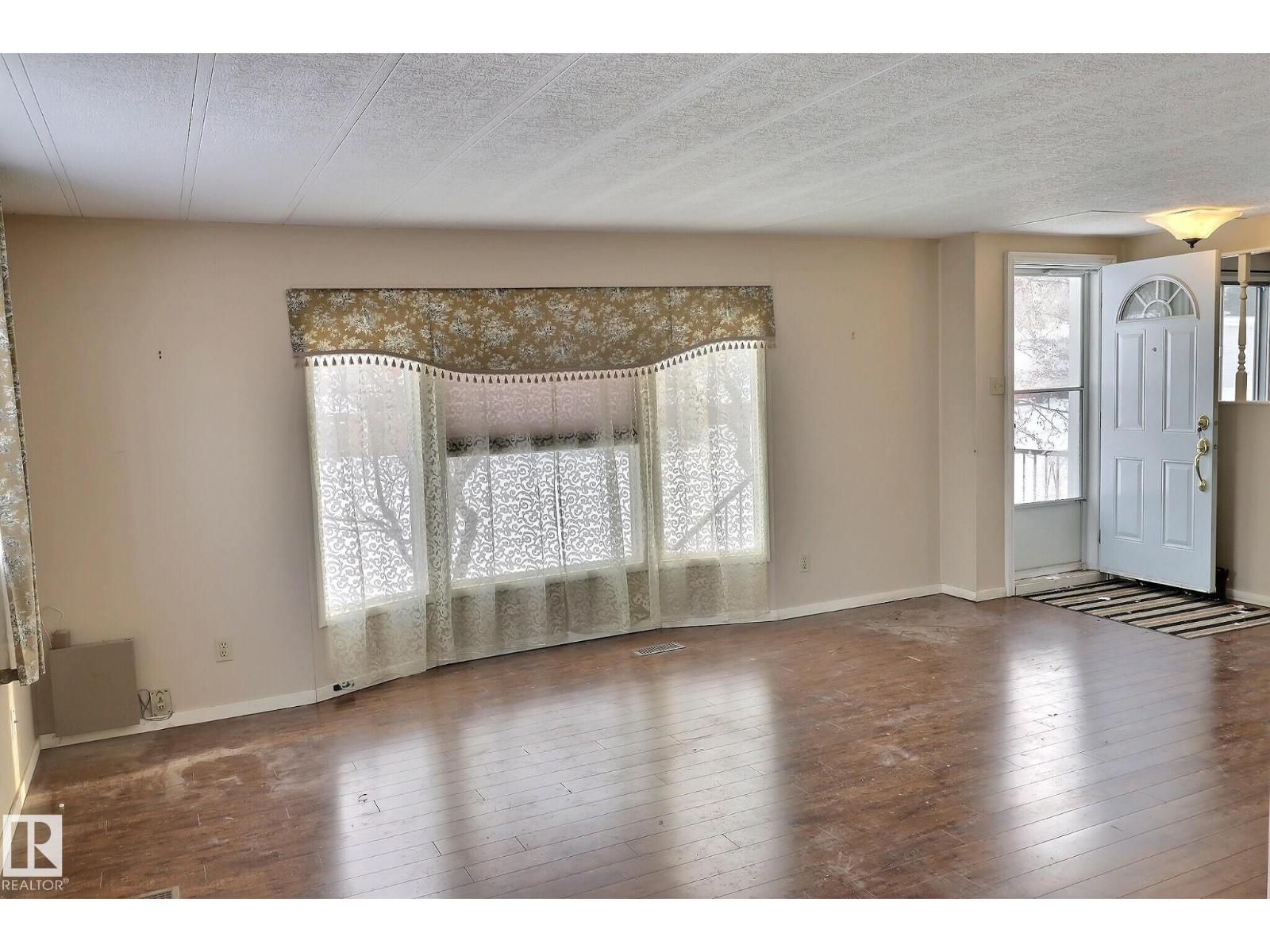 Unknown Address, ,    - Photo 3 - E4468330