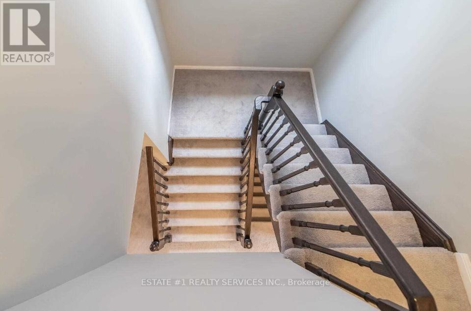 20 Mercedes Road, Brampton, Ontario  L7A 0Z2 - Photo 17 - W12639866