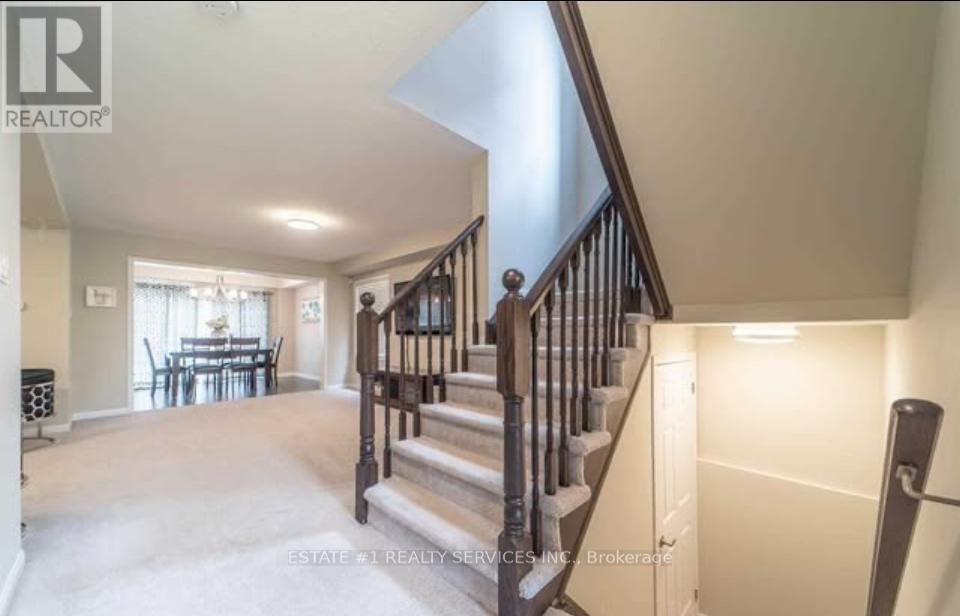 20 Mercedes Road, Brampton, Ontario  L7A 0Z2 - Photo 4 - W12639866