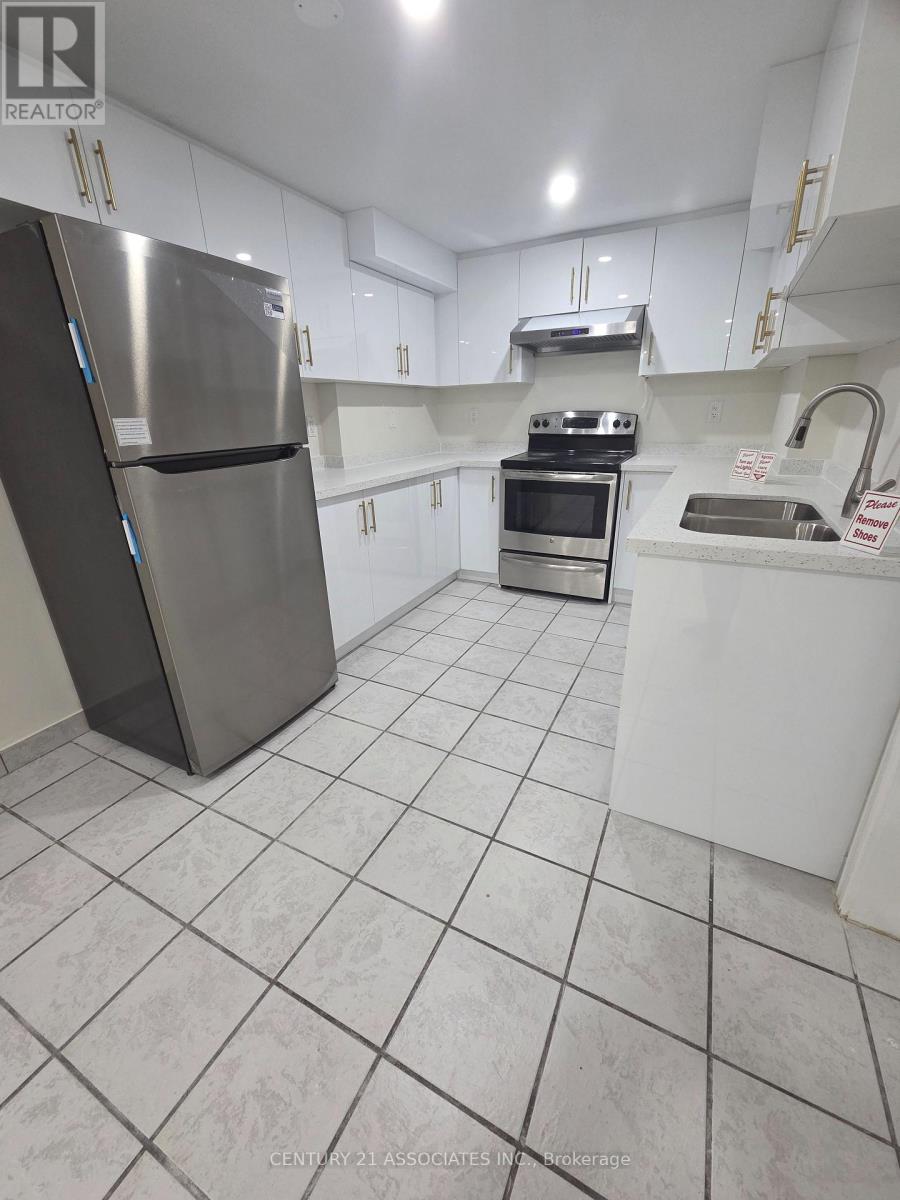 Lower - 3158 Avalon Drive S, Mississauga, Ontario  L5N 5N5 - Photo 5 - W12639892