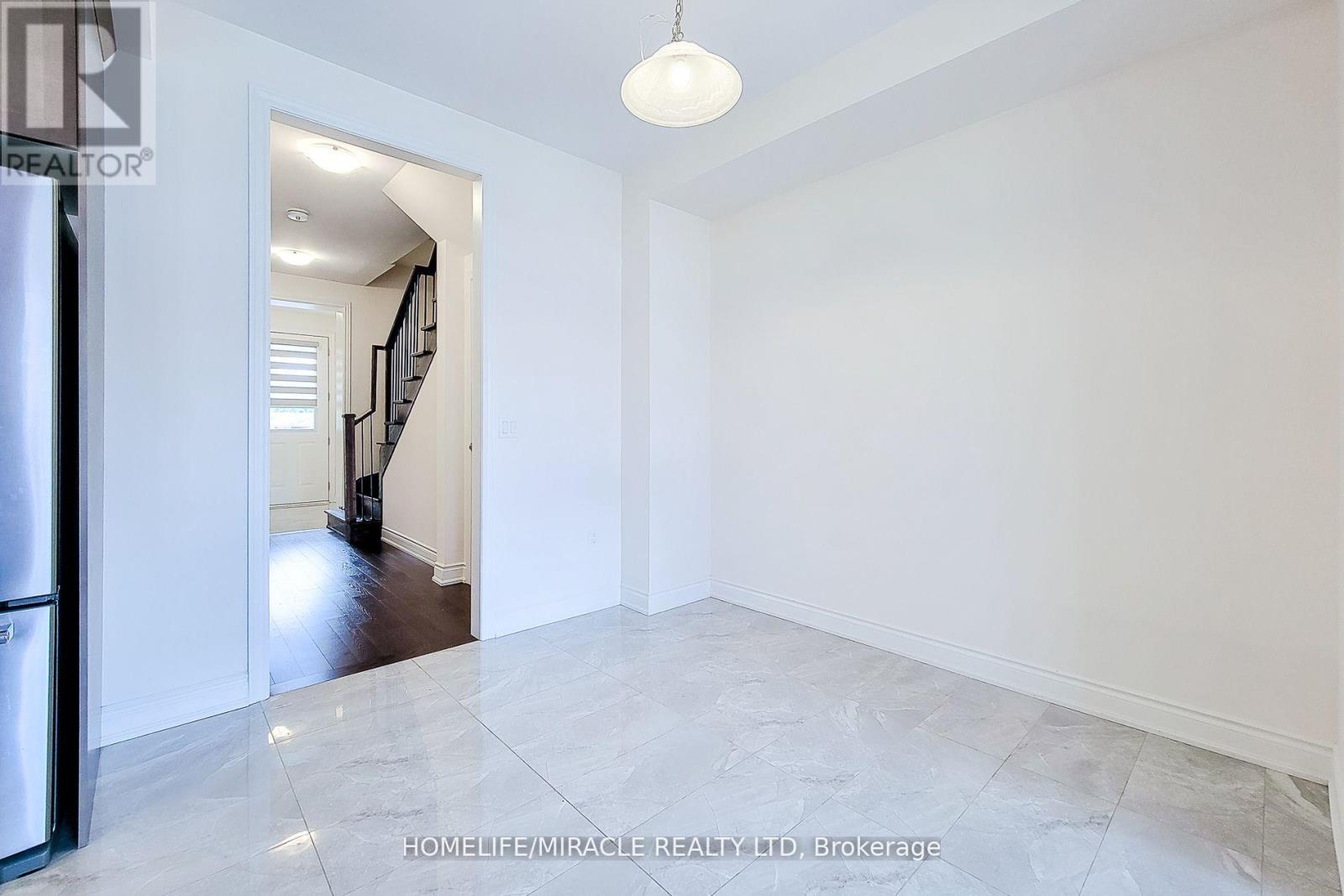 1101 Garner Road, Hamilton, Ontario  L9G 3K9 - Photo 16 - X12639842