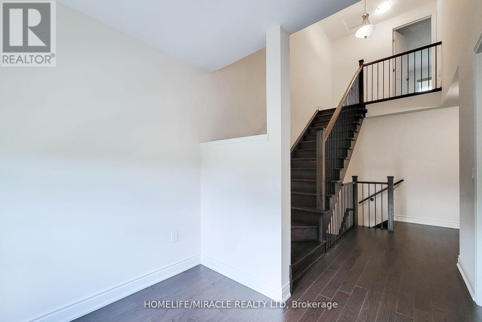 1101 Garner Road, Hamilton, Ontario  L9G 3K9 - Photo 21 - X12639842