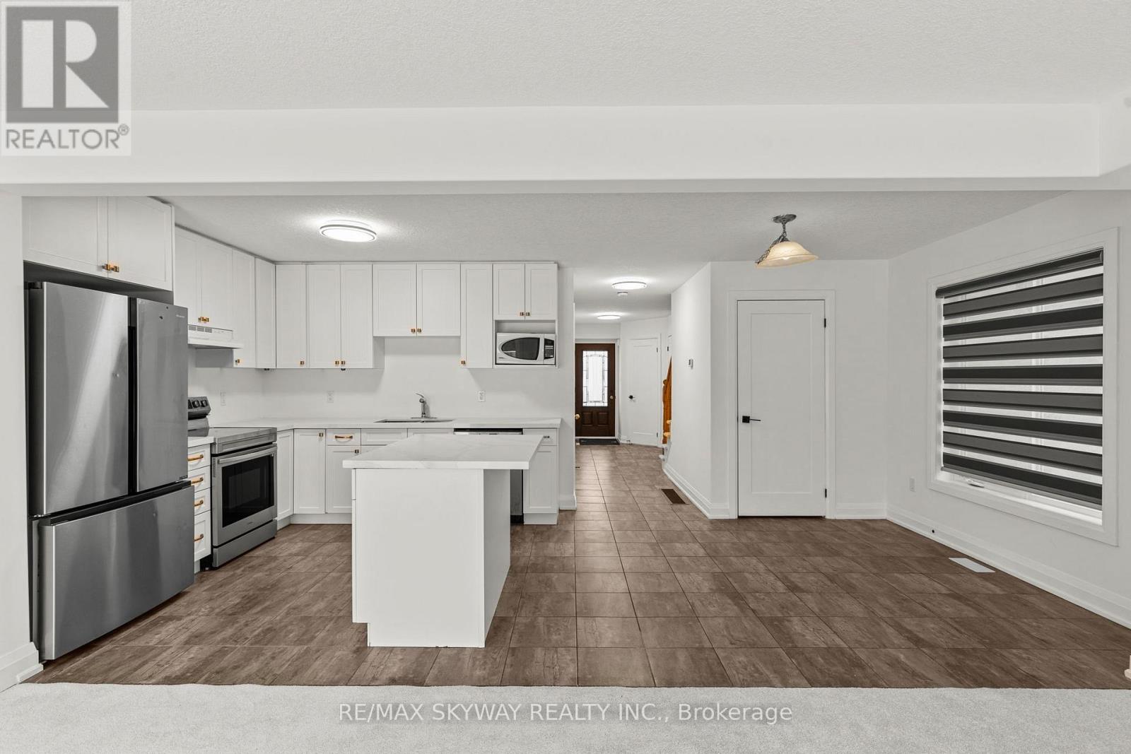 143 Stonebrook Way Ne, Grey Highlands, Ontario  N0C 1H0 - Photo 11 - X12639850