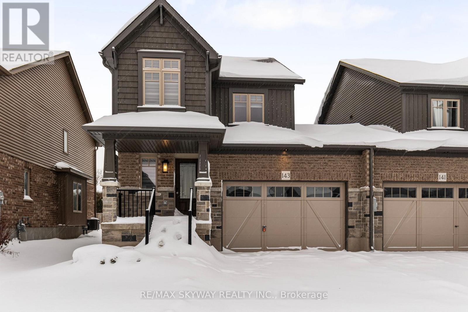 143 Stonebrook Way Ne, Grey Highlands, Ontario  N0C 1H0 - Photo 2 - X12639850