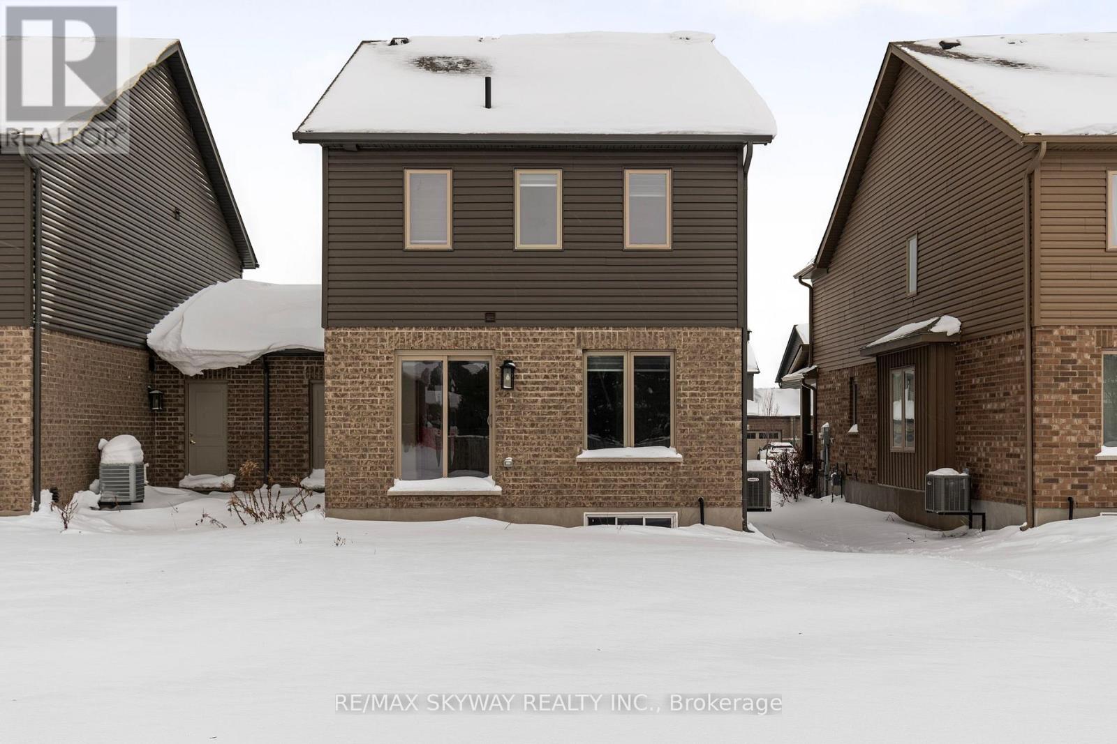 143 Stonebrook Way Ne, Grey Highlands, Ontario  N0C 1H0 - Photo 40 - X12639850