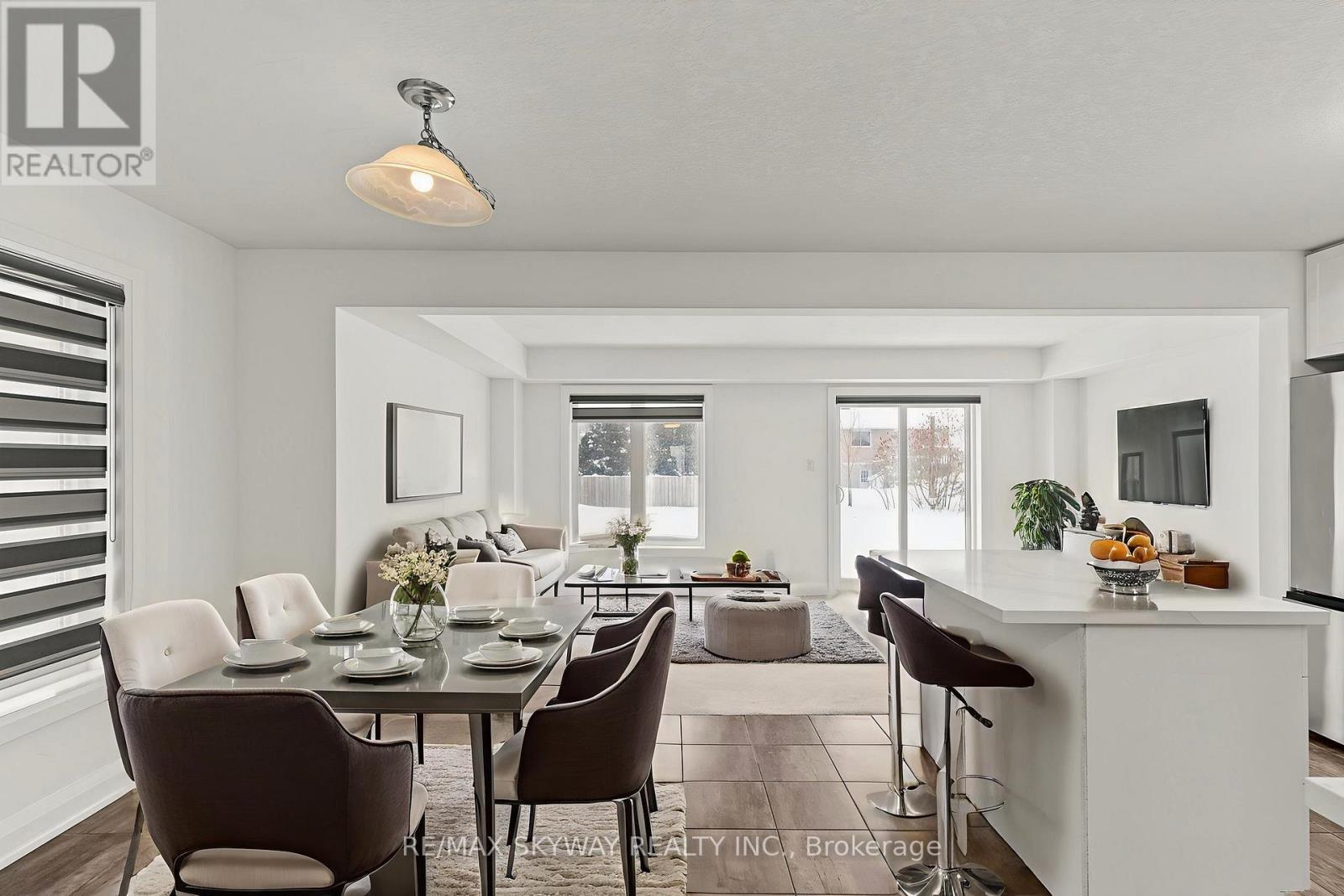 143 Stonebrook Way Ne, Grey Highlands, Ontario  N0C 1H0 - Photo 6 - X12639850