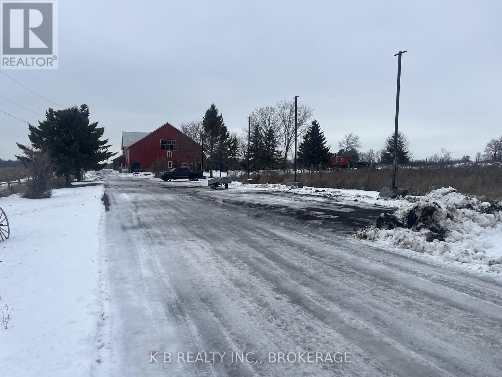 9261 33 Highway, Greater Napanee, Ontario K0H 1G0 - Photo 5 - X12639898