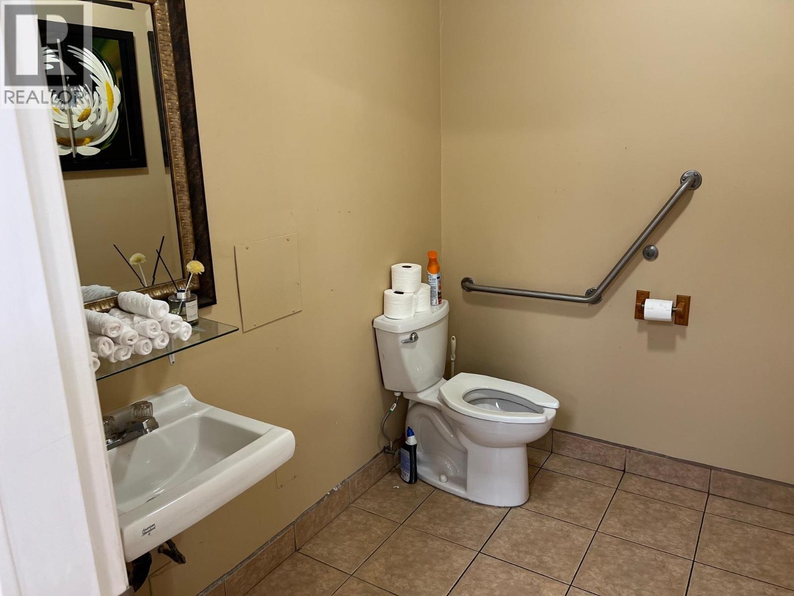 B 1248 Lynn Valley Road, North Vancouver, British Columbia V7A 2A3 - Photo 4 - C8074567