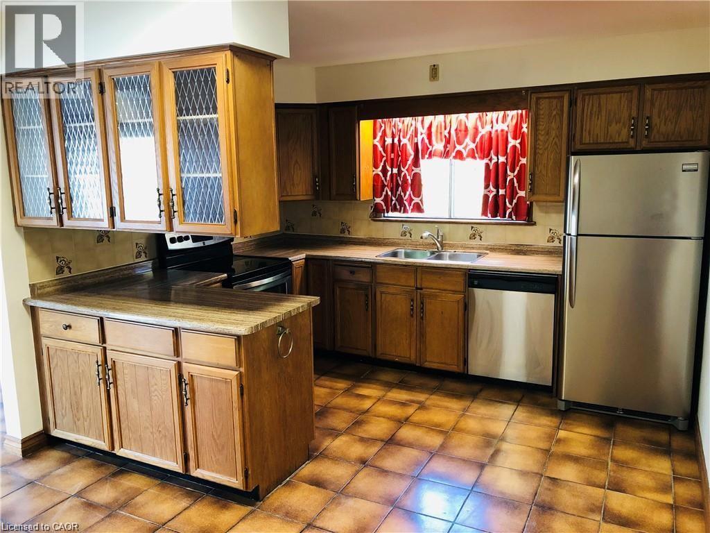 730 Garth Street, Hamilton, Ontario  L9C 4K3 - Photo 6 - 40790358