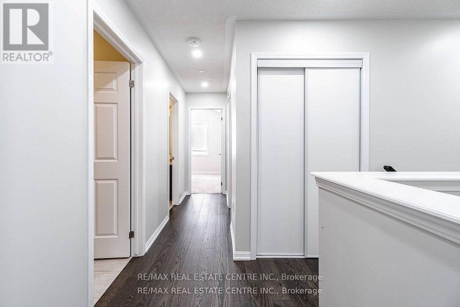 989 Farmstead Drive, Milton, Ontario  L9T 8J1 - Photo 25 - W12639596