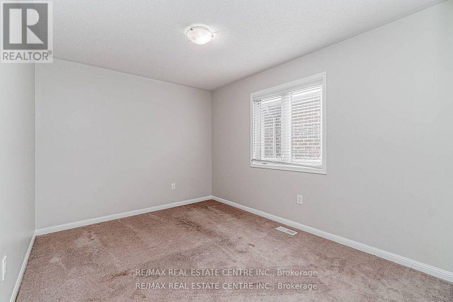 989 Farmstead Drive, Milton, Ontario  L9T 8J1 - Photo 32 - W12639596