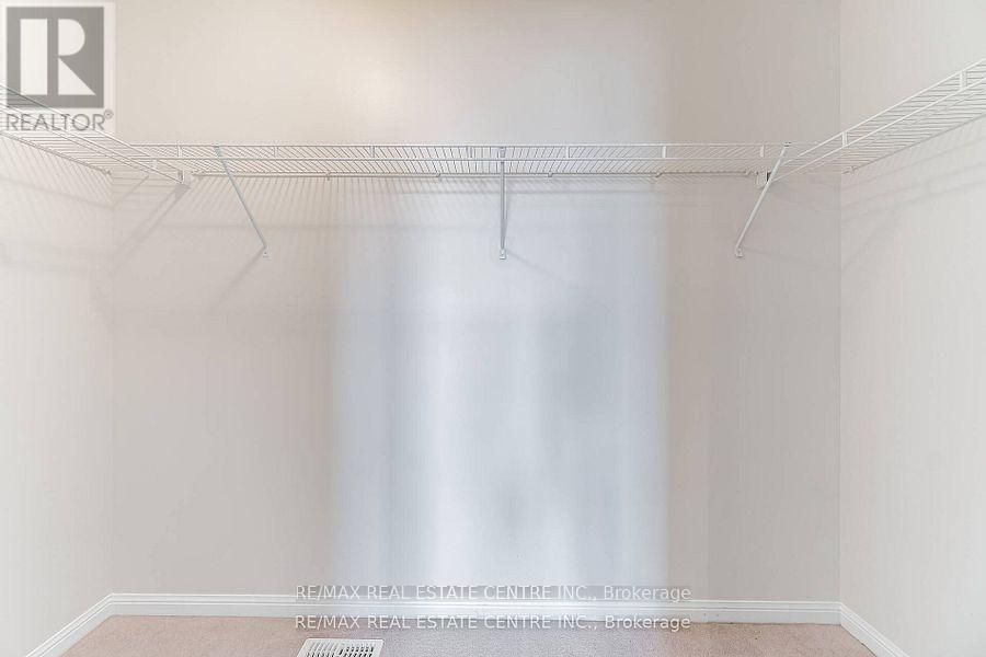 989 Farmstead Drive, Milton, Ontario  L9T 8J1 - Photo 28 - W12639596