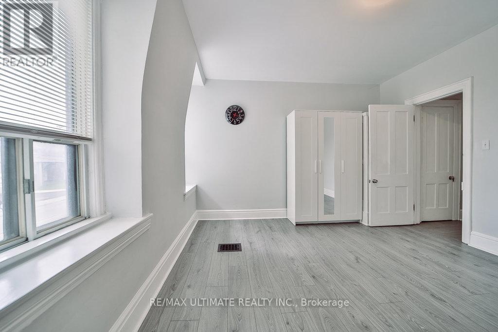 493 Keele Street, Toronto, Ontario  M6N 3E1 - Photo 14 - W12639616