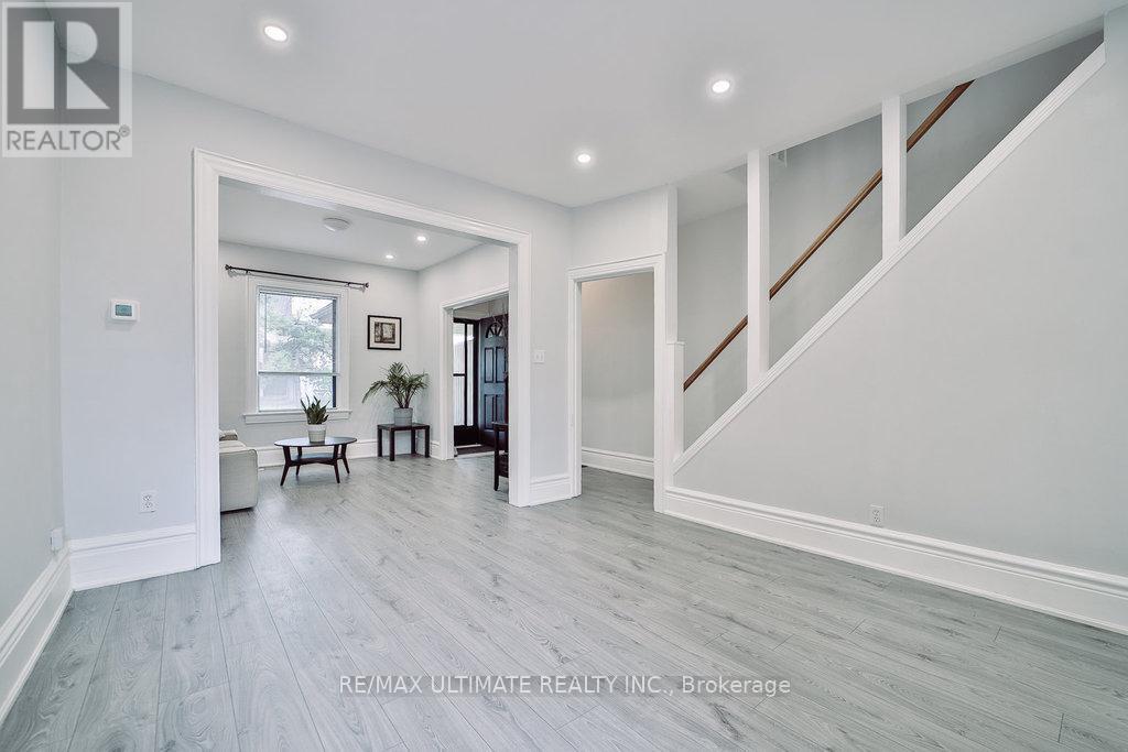 493 Keele Street, Toronto, Ontario  M6N 3E1 - Photo 6 - W12639616