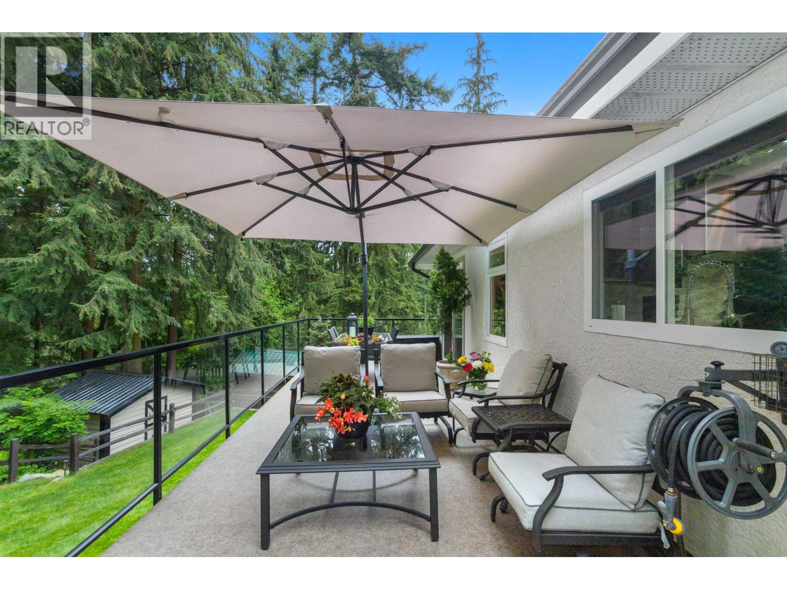 2606 Hawser Avenue, Coquitlam, British Columbia  V3C 4E1 - Photo 3 - R3074343