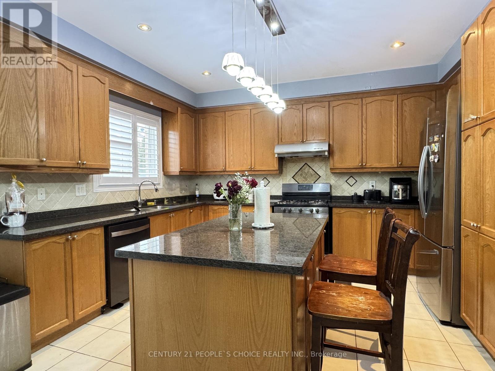 52 Smoothwater Terrace, Markham, Ontario  L6B 0E8 - Photo 12 - N12638374