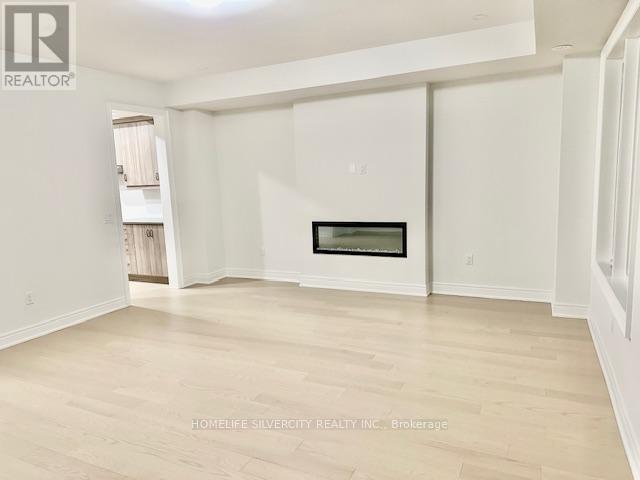 130 Falby Road, Brampton, Ontario  L6P 4L9 - Photo 6 - W12639896