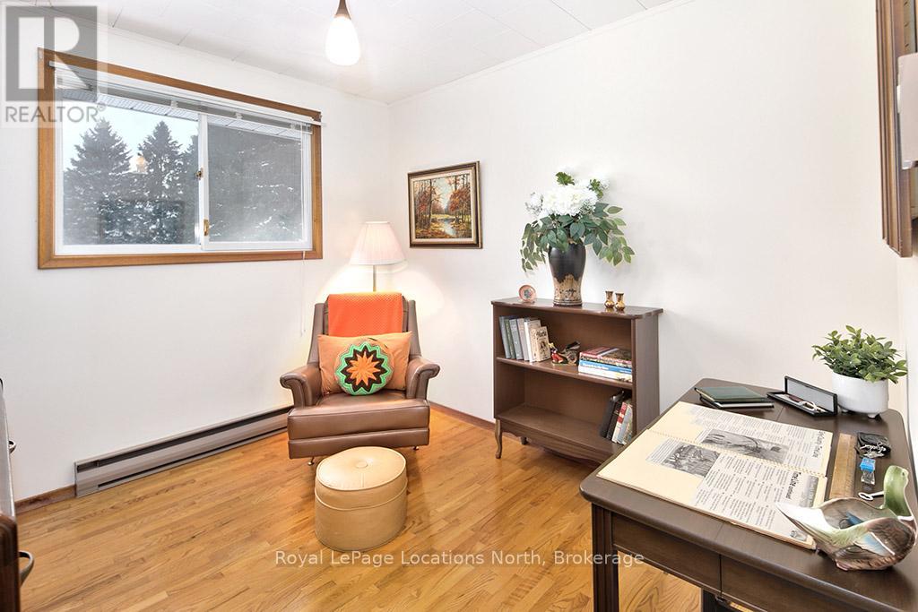 138 Montgomery Street, Meaford, Ontario N4L 1C4 - Photo 12 - X12639942