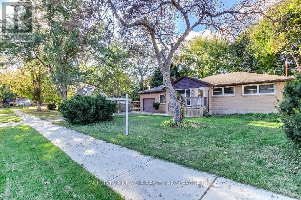 59 Thorncrest Crescent, London South, Ontario  N6J 1K4 - Photo 4 - X12639966