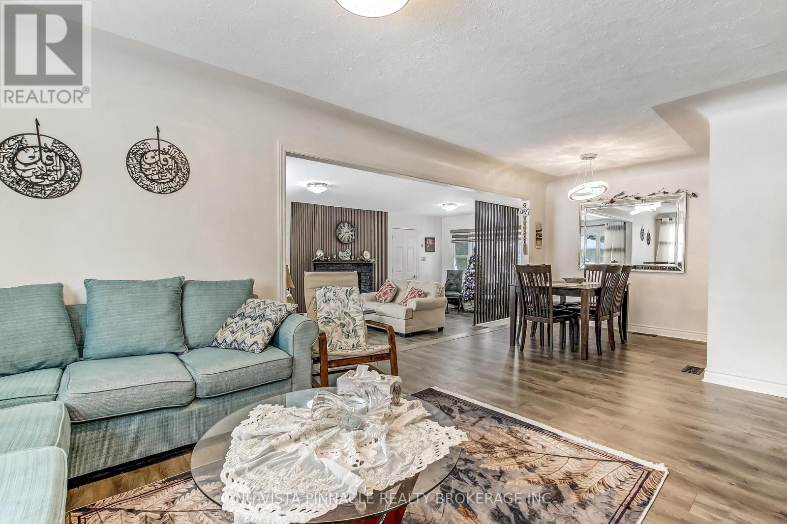 59 Thorncrest Crescent, London South, Ontario  N6J 1K4 - Photo 5 - X12639966