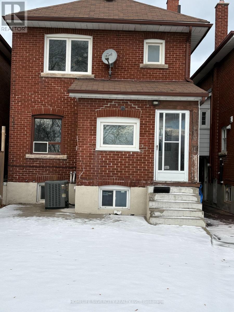 59 Bartonville Avenue W, Toronto, Ontario  M6M 2B4 - Photo 24 - W12631500