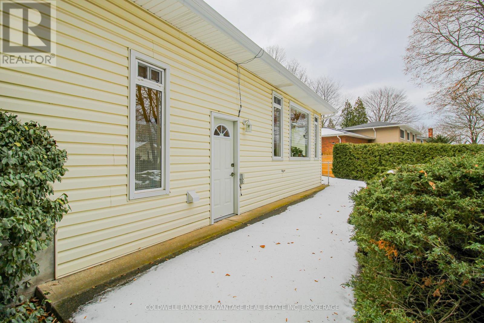 8 Bigelow Crescent, Pelham, Ontario L0S 1E2 - Photo 45 - X12639934