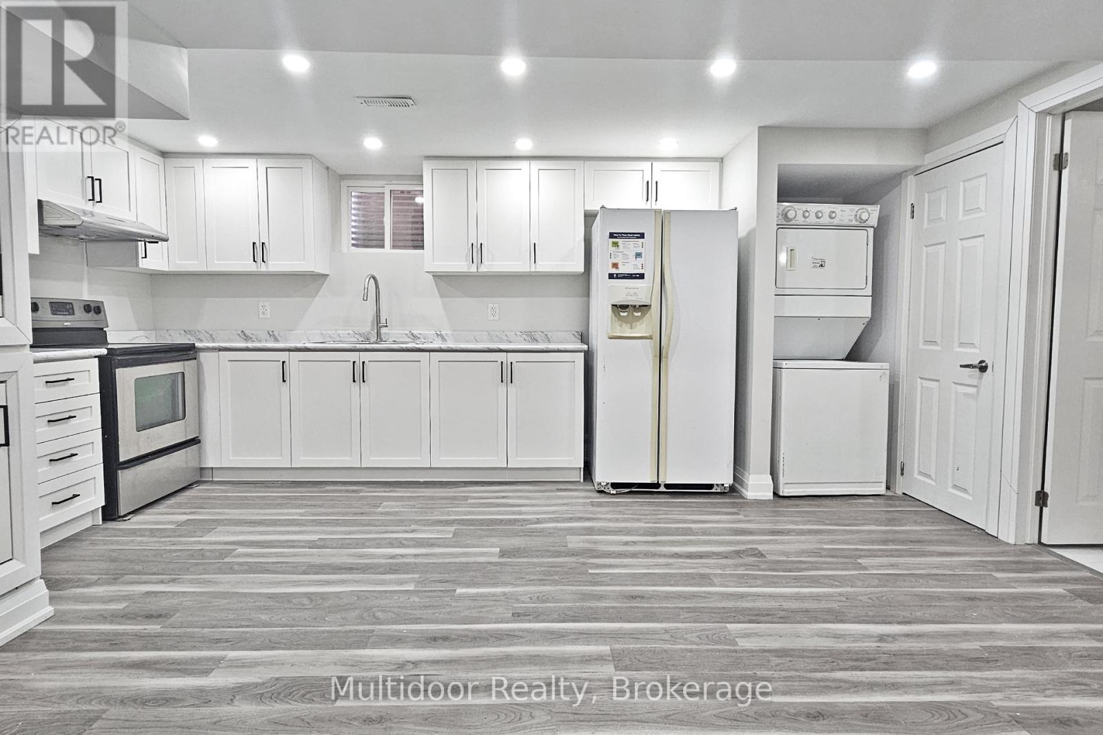 Lower - 4 Gatesgill Street, Brampton, Ontario  L6X 3S4 - Photo 2 - W12549962