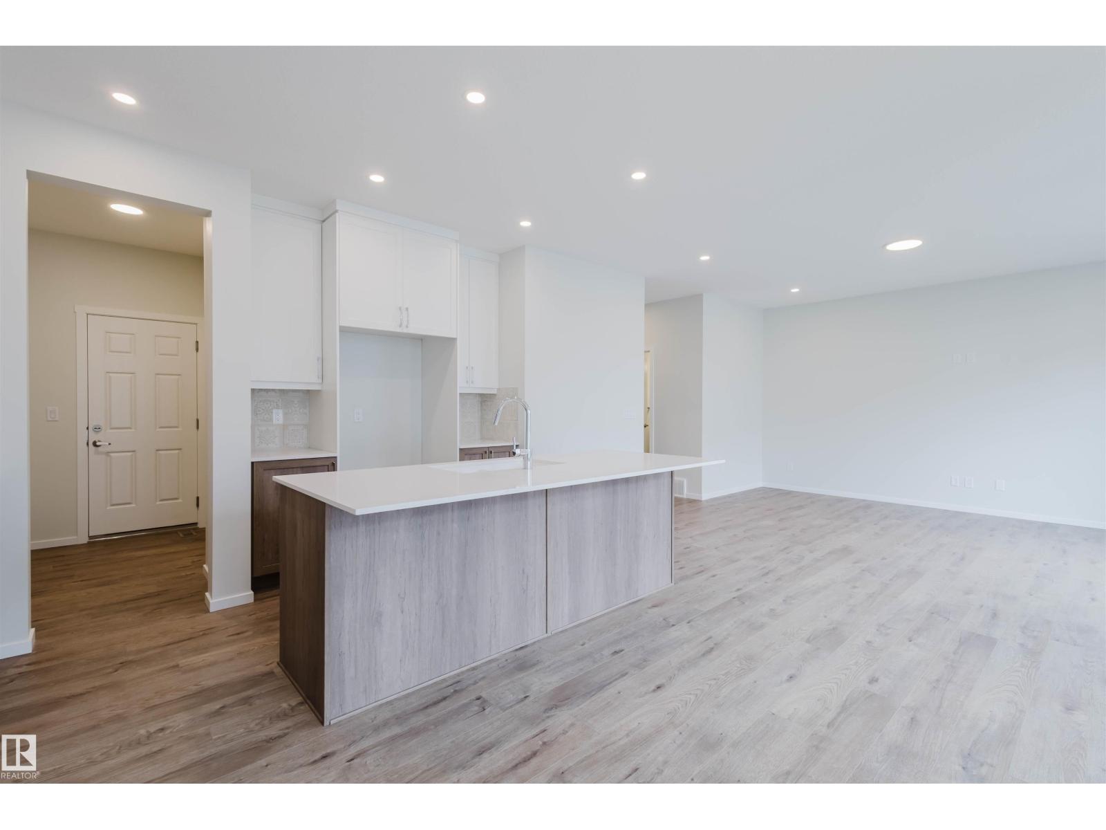 2031 209 St Nw, Edmonton, Alberta  T6M 2X6 - Photo 12 - E4462896