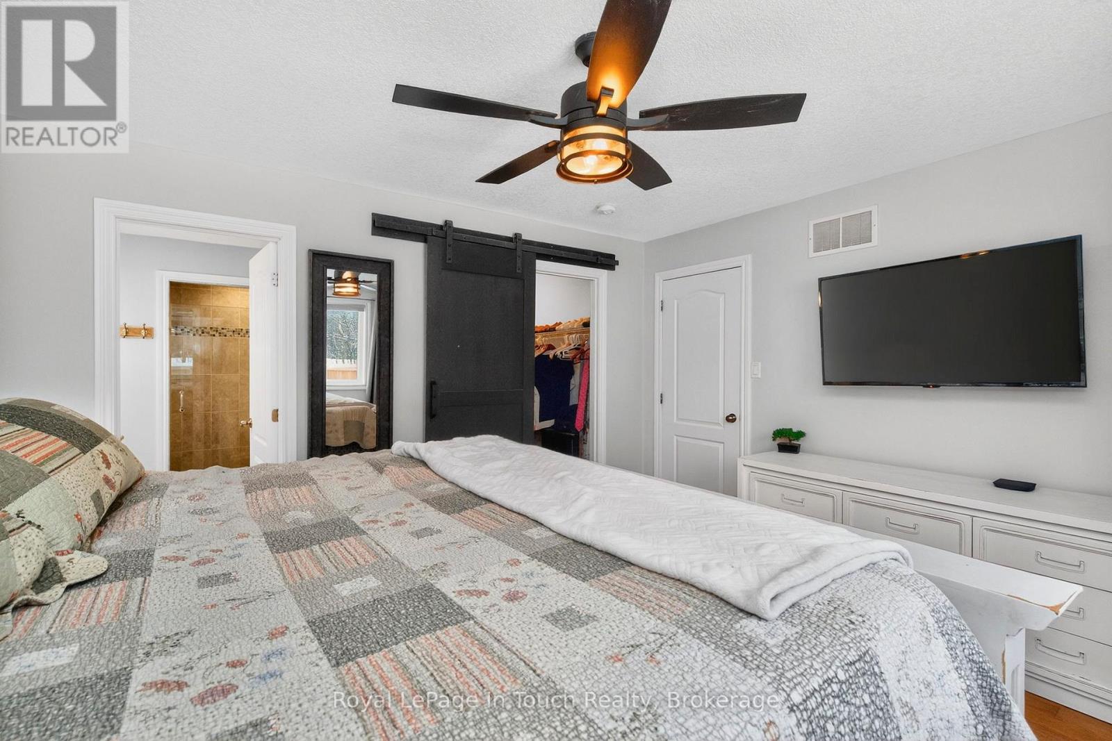 13 Hunter Avenue, Tay (Victoria Harbour), Ontario  L0K 2A0 - Photo 23 - S12638618