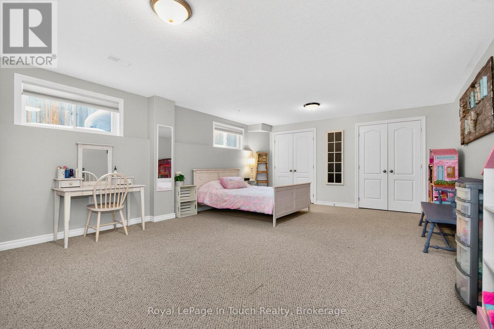 13 Hunter Avenue, Tay (Victoria Harbour), Ontario  L0K 2A0 - Photo 31 - S12638618