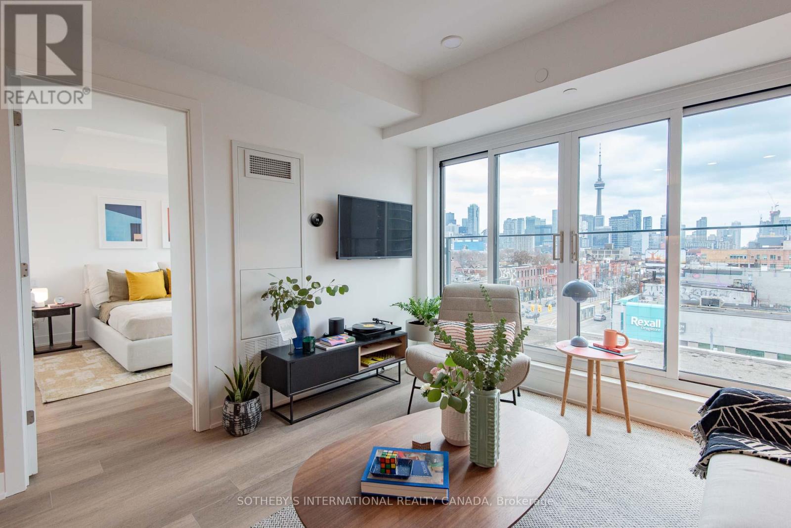 1606 - 484 SPADINA AVENUE, Toronto, Ontario