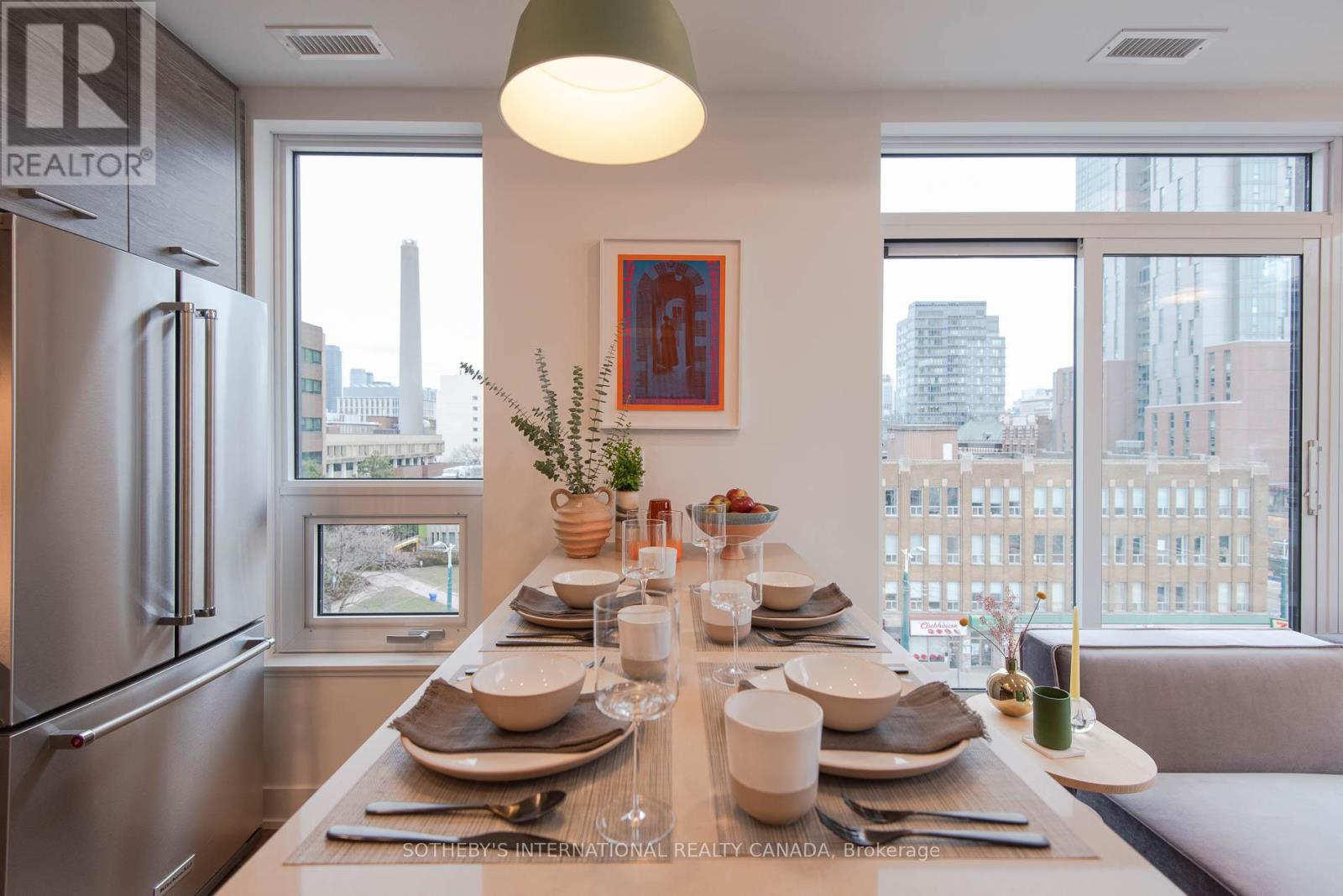 1606 - 484 Spadina Avenue, Toronto, Ontario  M5S 0E4 - Photo 4 - C12639938