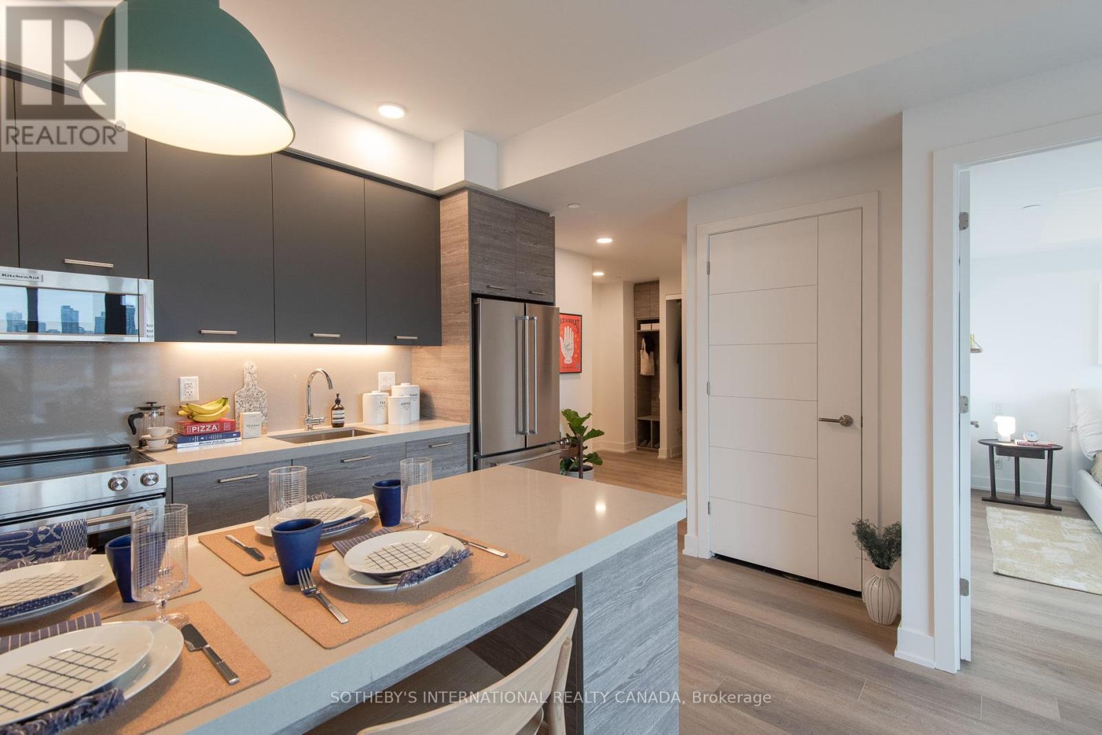 1606 - 484 Spadina Avenue, Toronto, Ontario  M5S 0E4 - Photo 8 - C12639938