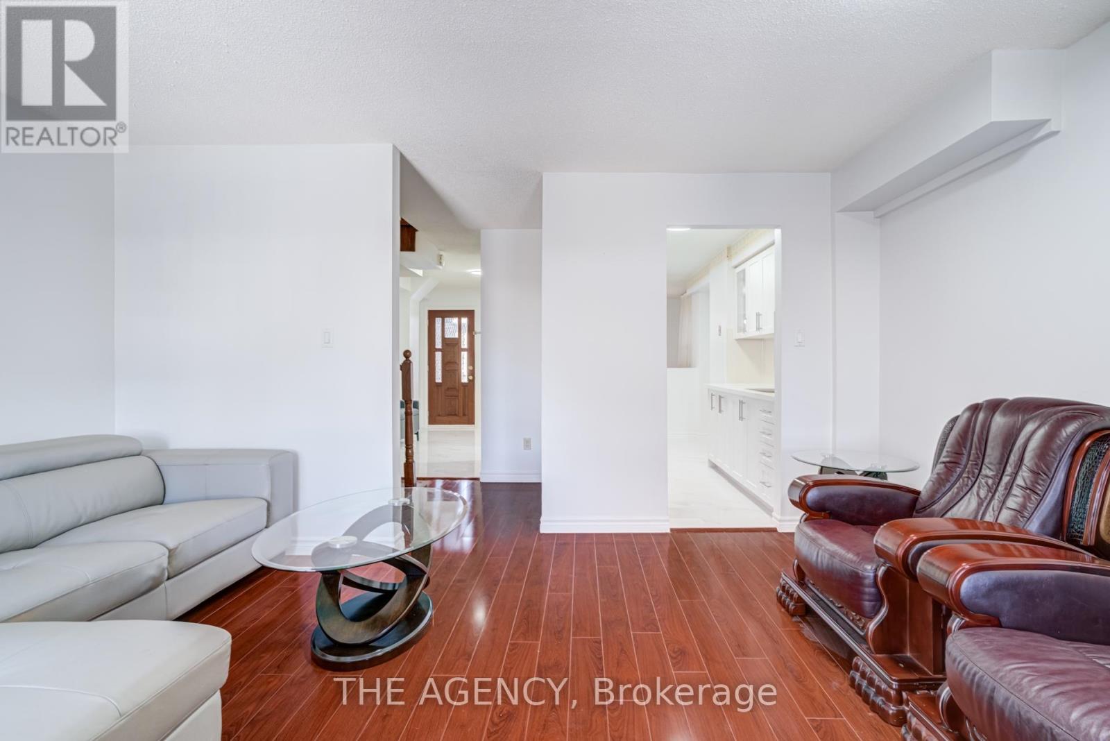 142 Greenbrae Circuit, Toronto, Ontario  M1H 1R3 - Photo 8 - E12639948