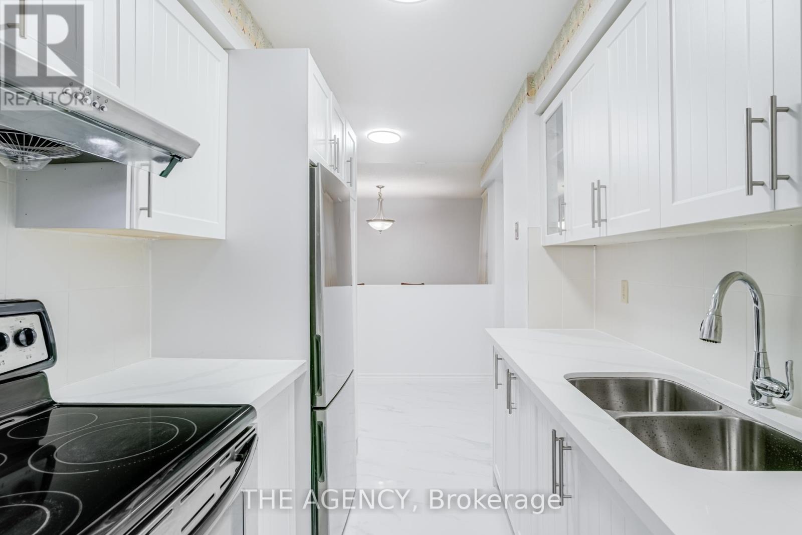 142 Greenbrae Circuit, Toronto, Ontario  M1H 1R3 - Photo 9 - E12639948