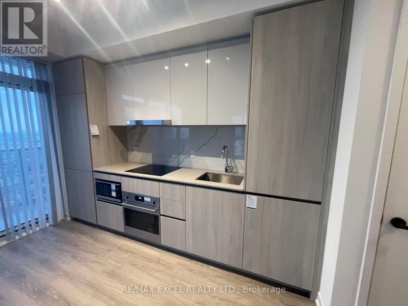 4006 - 8 Interchange Way, Vaughan, Ontario  L4K 0R2 - Photo 8 - N12639960